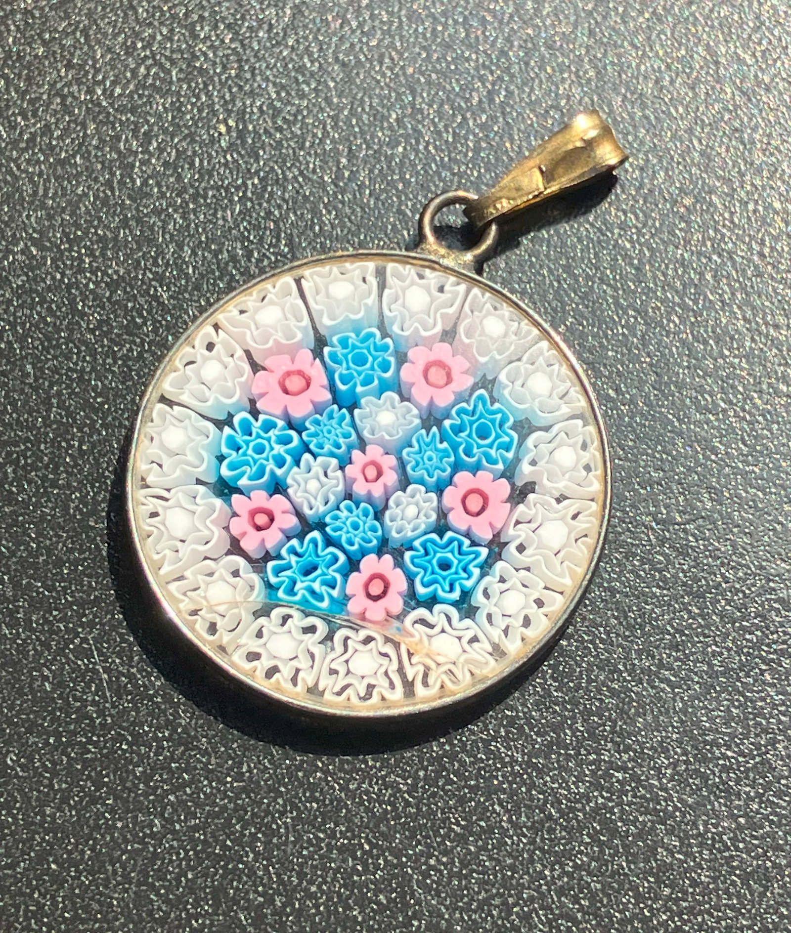 Vintage Silver Glass Pendant: Vintage Silver Glass Pendant
