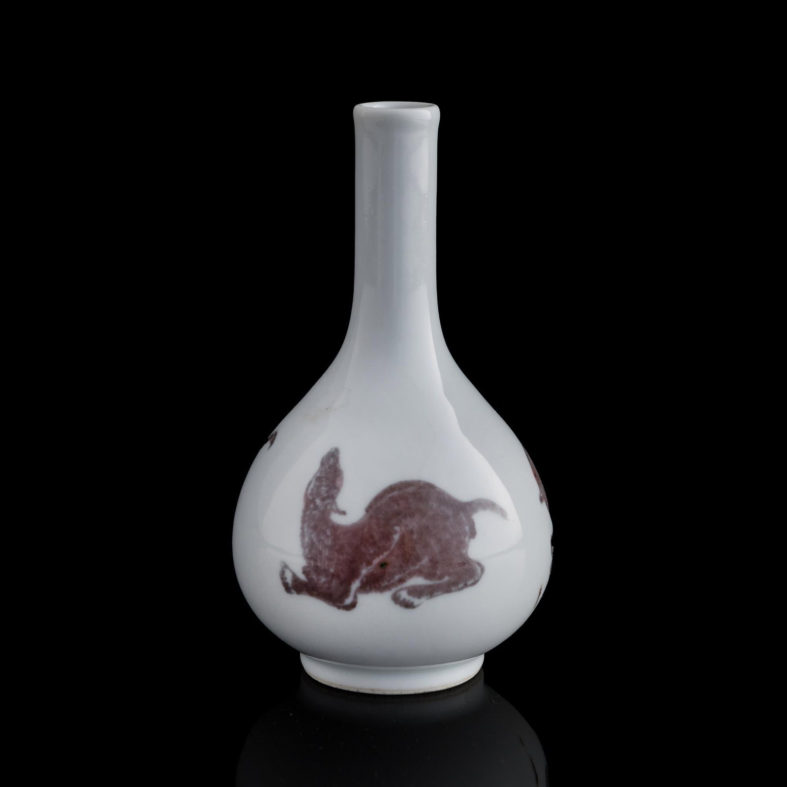 Antique Chinese copper-red-underglazed dan vase: Antique Chinese copper-red-underglazed dan vase, h: 4.5"