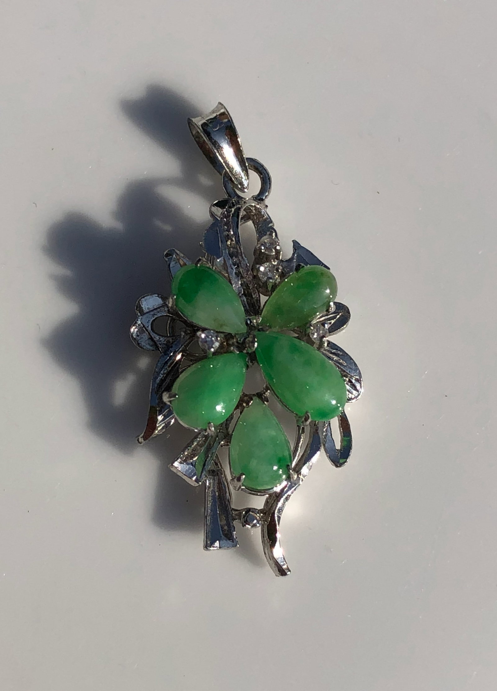 Vintage Silver Jadeite Pendant (1 of 4)