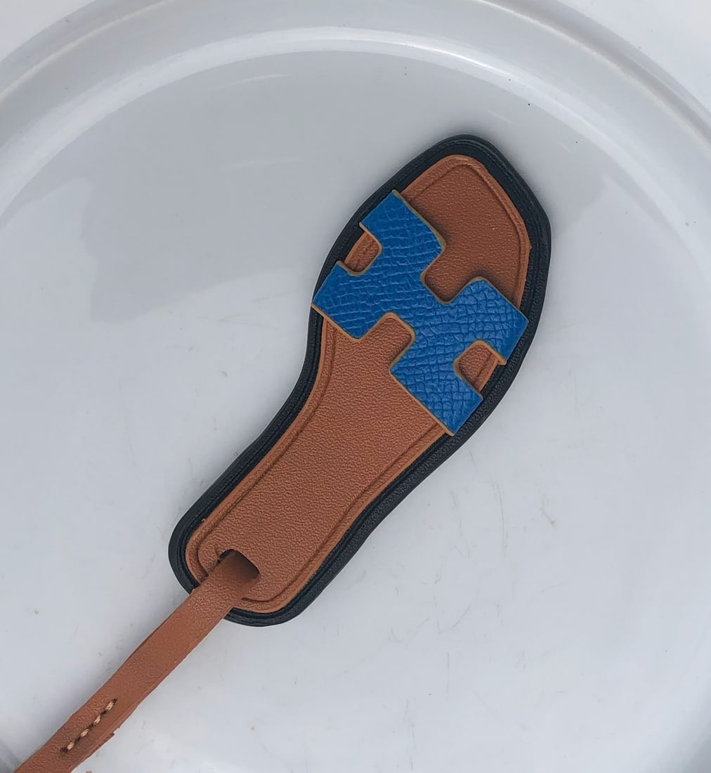 Shoe Charm (1 of 2)