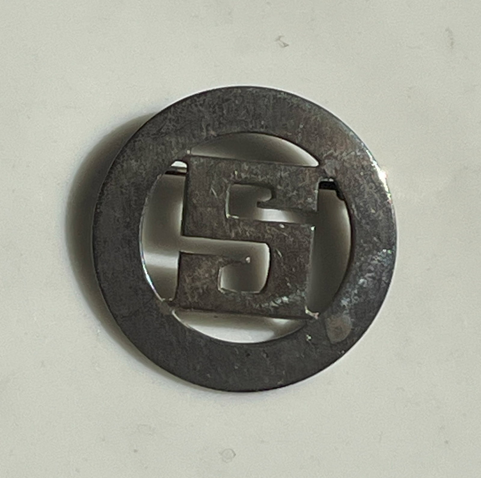 Vintage Silver Brooch Pin: Vintage Silver Brooch Pin