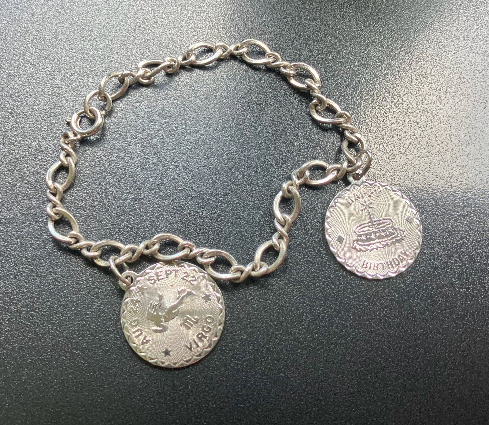 Vintage Silver Bracelet: Vintage Silver Bracelet, weight 9.3g