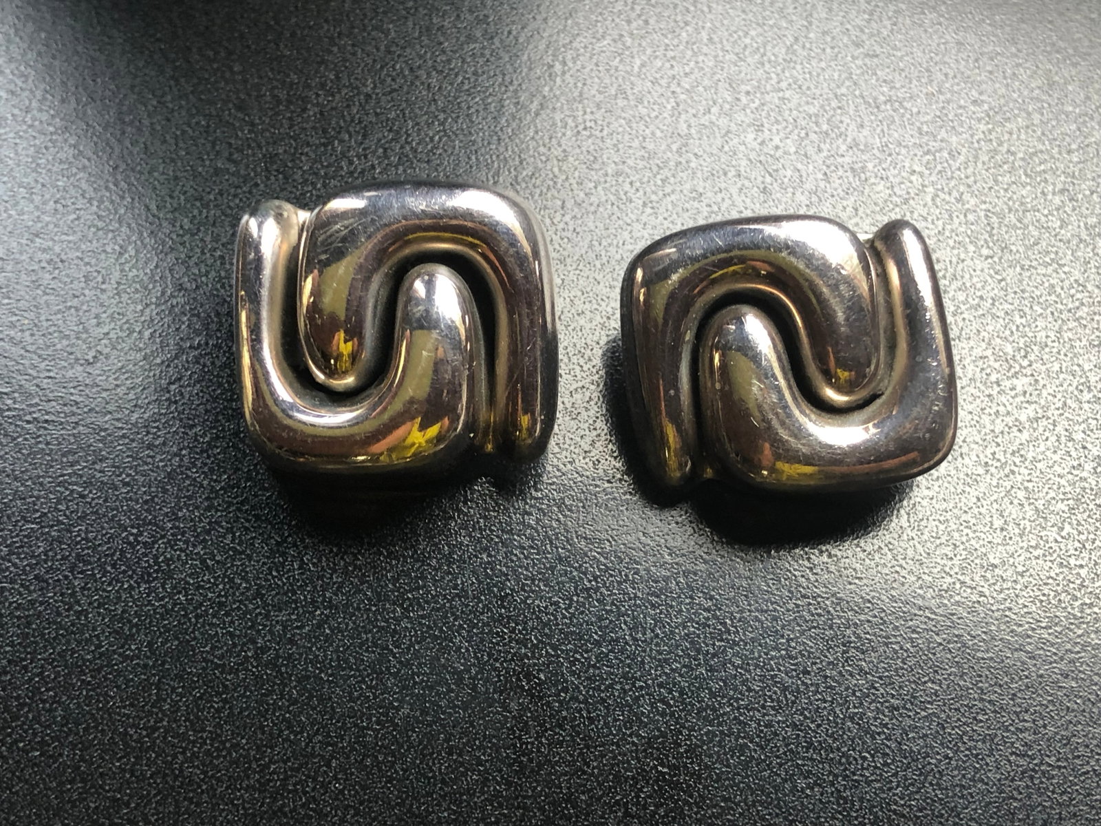 Pair of Silver Earrings: Pair of Silver Earrings, weight 20.1g