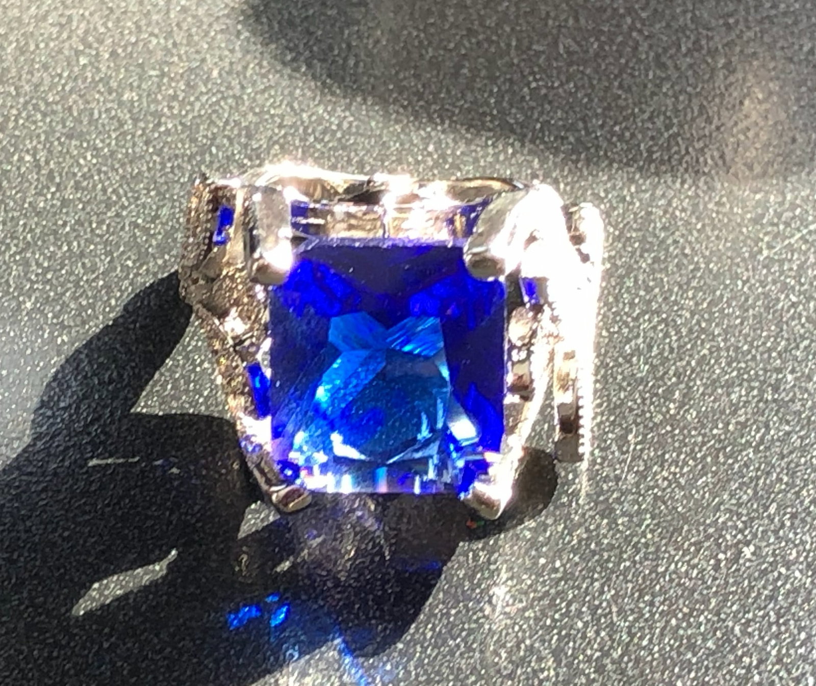 Vintage Ring: Vintage Ring, Size 9