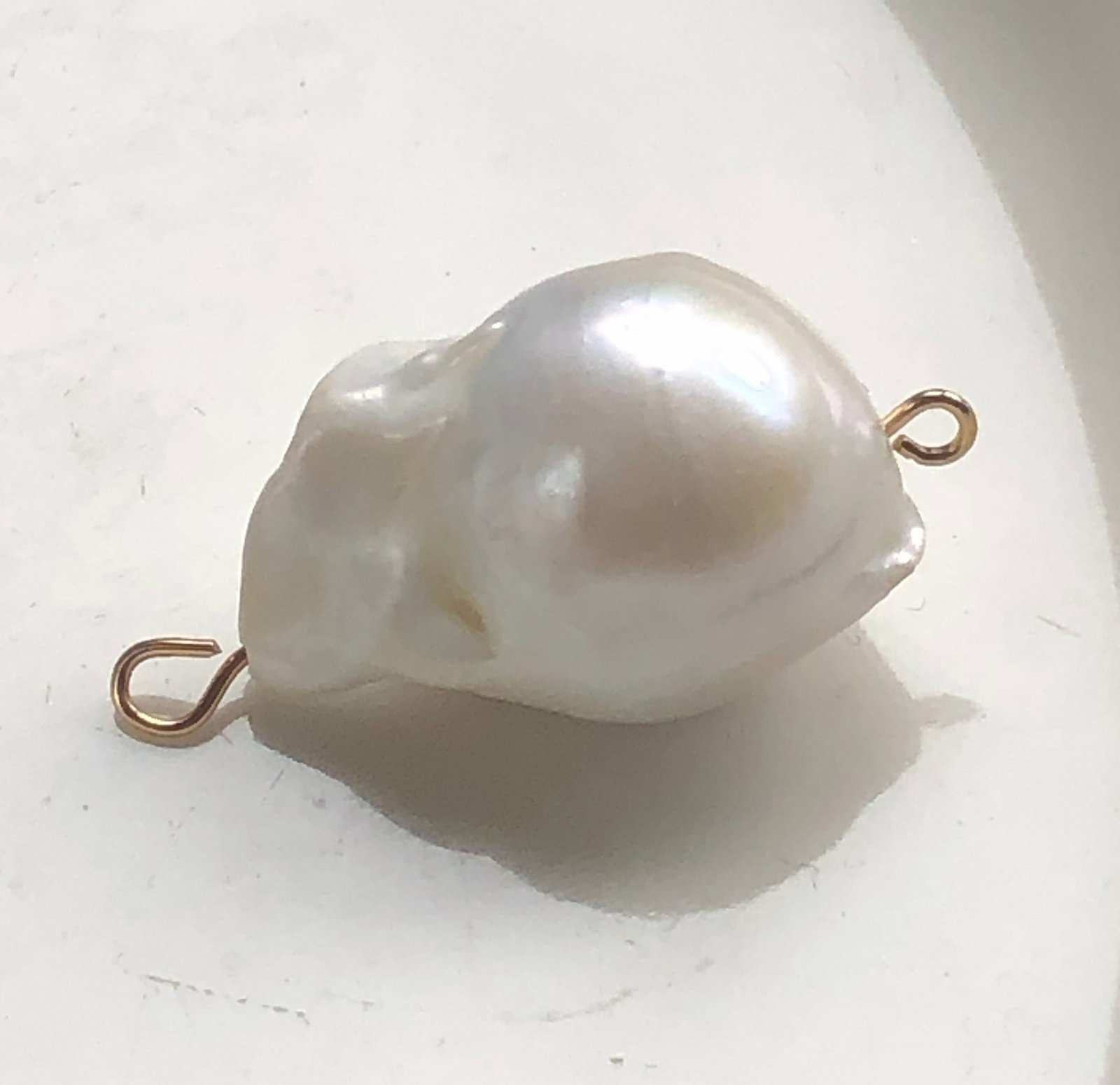 Vintage Pearl Pendant: Vintage Pearl Pendant