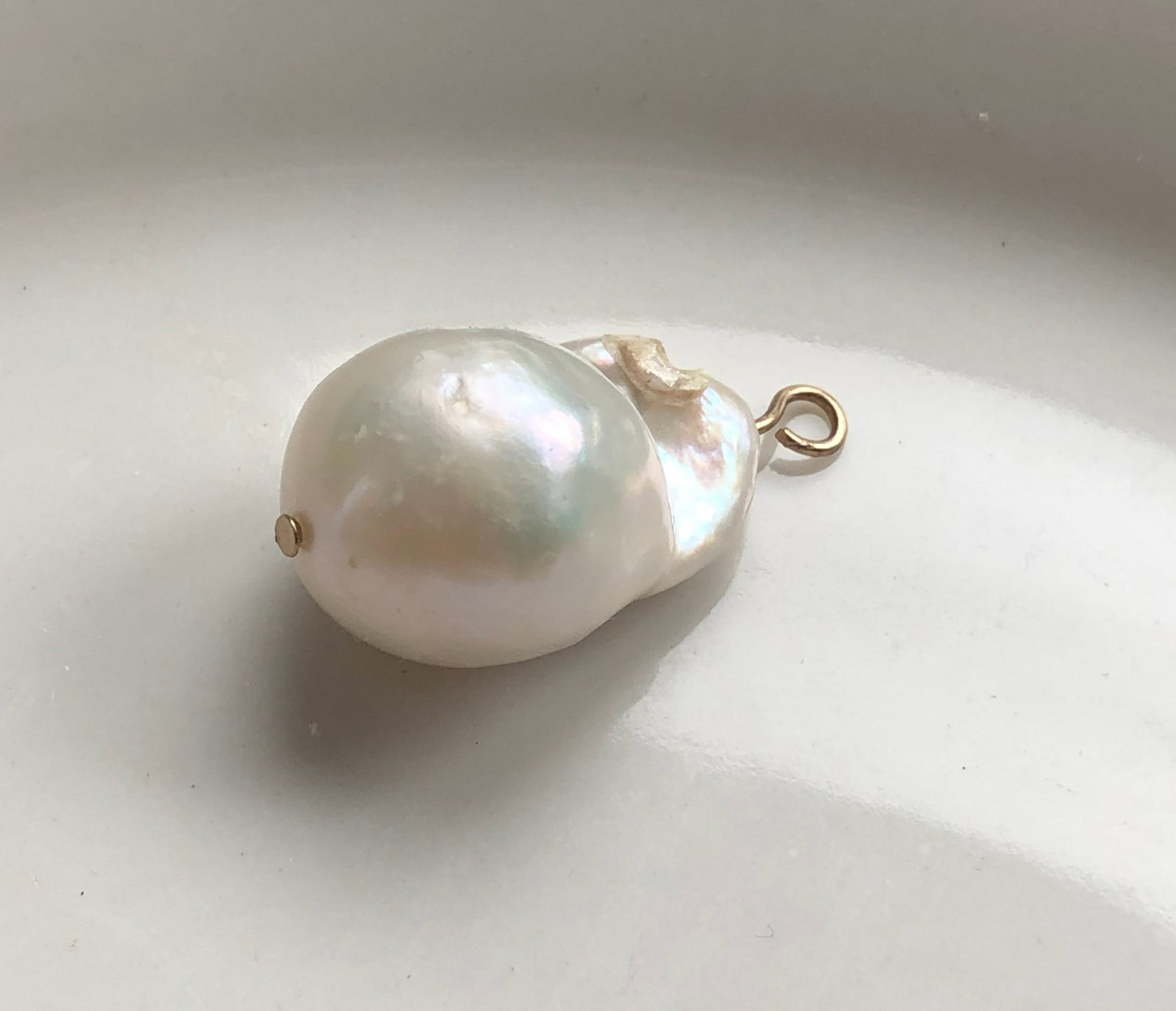 Vintage Pearl Pendant: Vintage Pearl Pendant