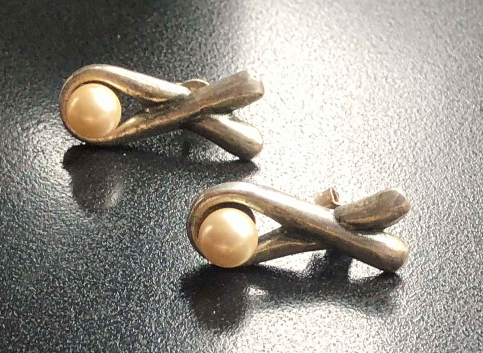 Pair of Silver Earrings: Pair of Silver Earrings