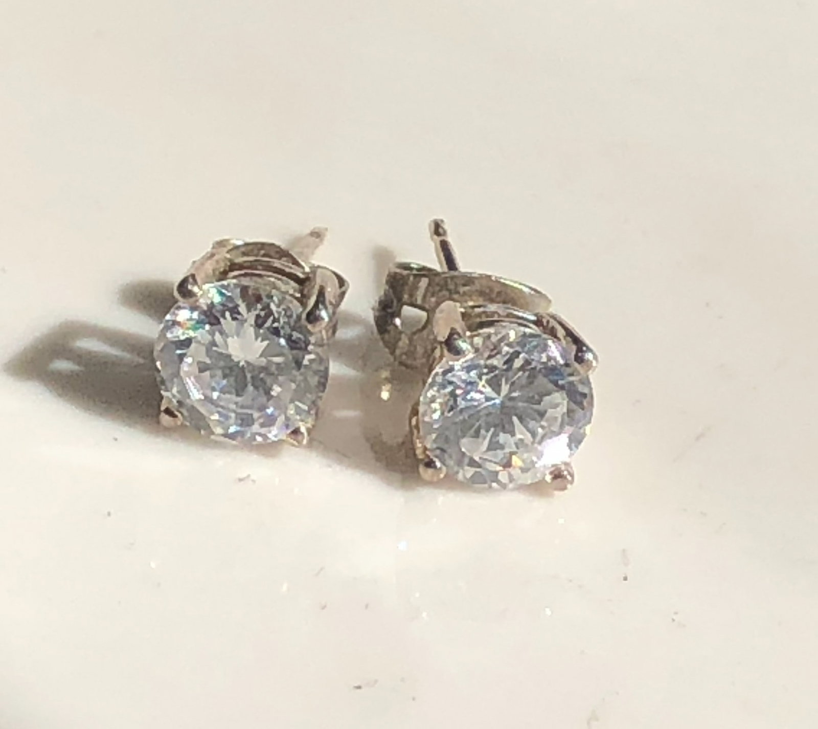 Pair of Silver Earrings: Pair of Silver Earrings