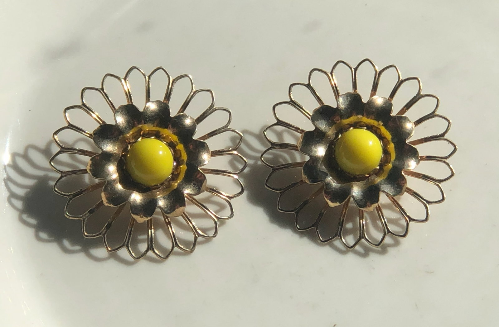 Pair of Gold Filled Earrings: Pair of Gold Filled Earrings
