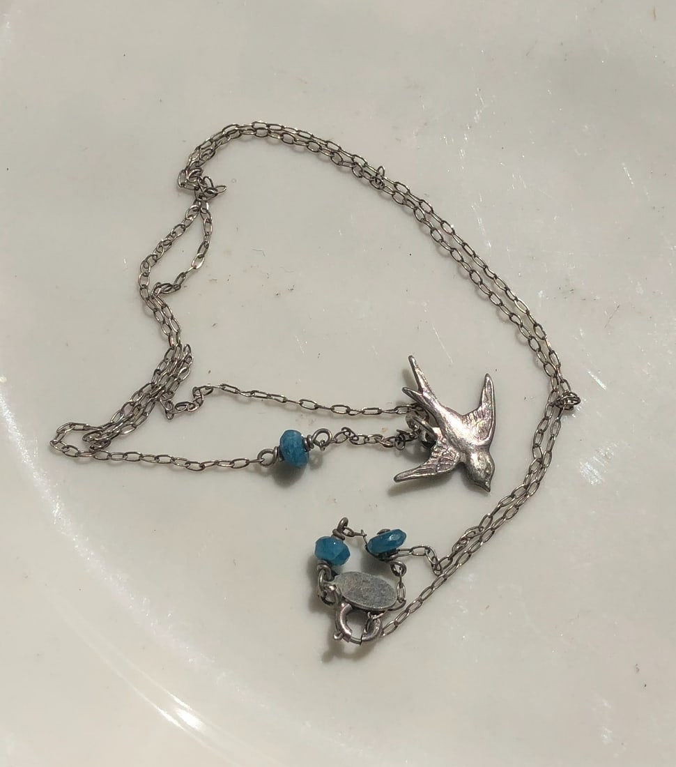Vintage Silver Necklace: Vintage Silver Necklace