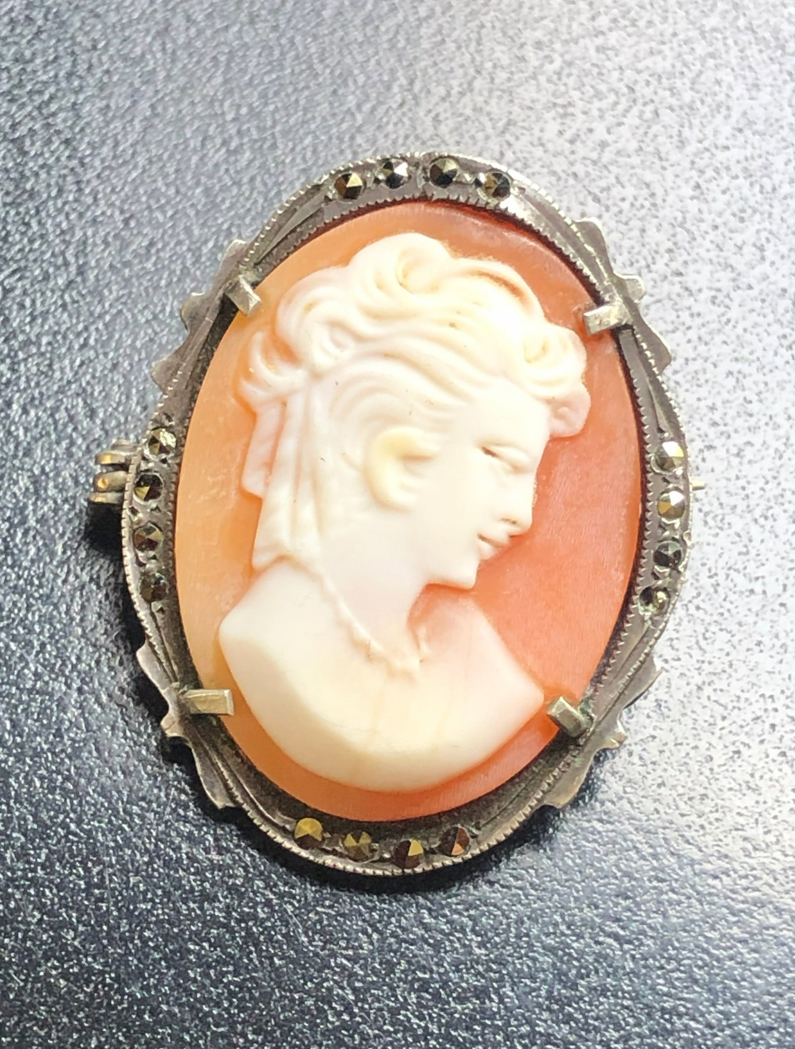 Vintage Cameo Silver Brooch Pin (1 of 3)