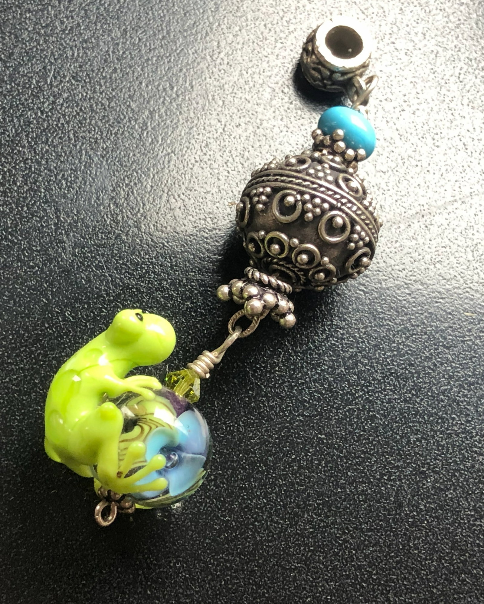 Vintage Silver Pendant: Vintage Silver Pendant