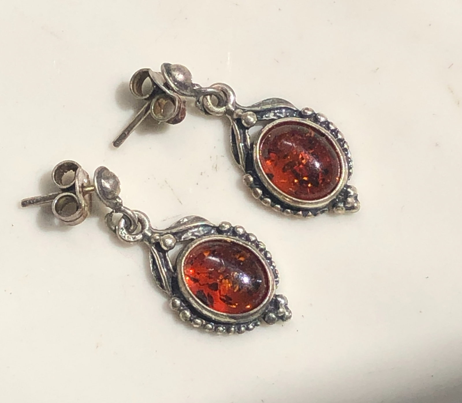 Pair of Silver amber Earrings: Pair of Silver amber Earrings