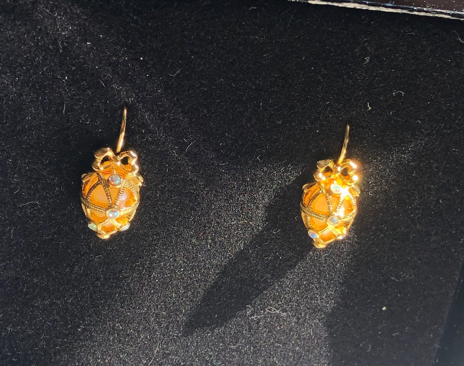 Pair of Joan River Earrings: Pair of Joan River Earrings