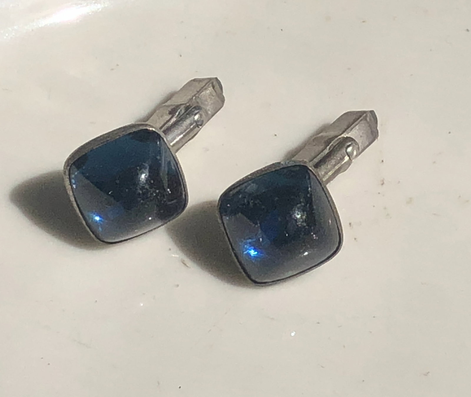Pair of Silver Cuff links (1 of 3)