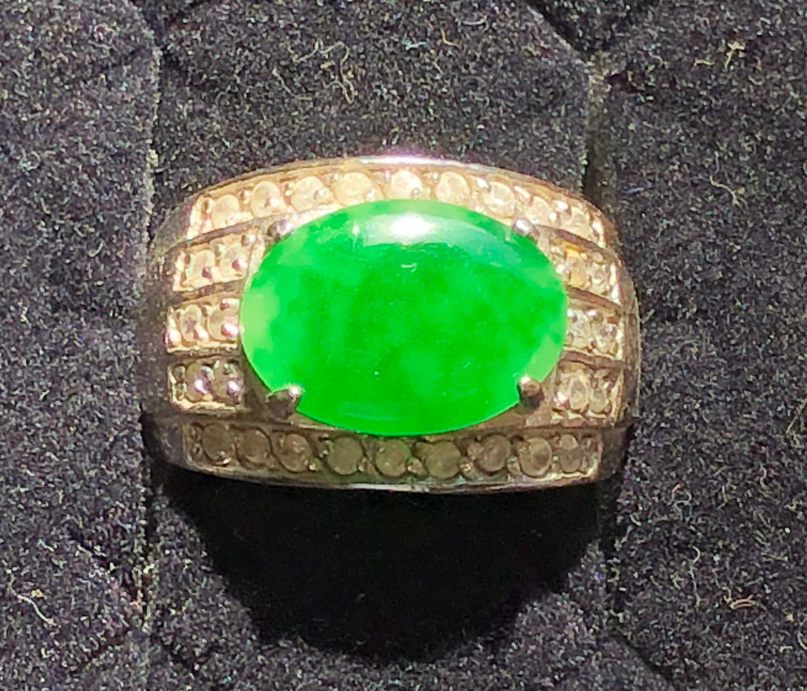 Vintage silver Jadeite ring (1 of 3)