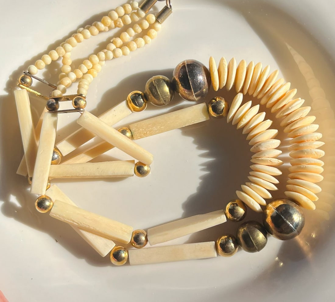 Vintage Necklace: Vintage Necklace