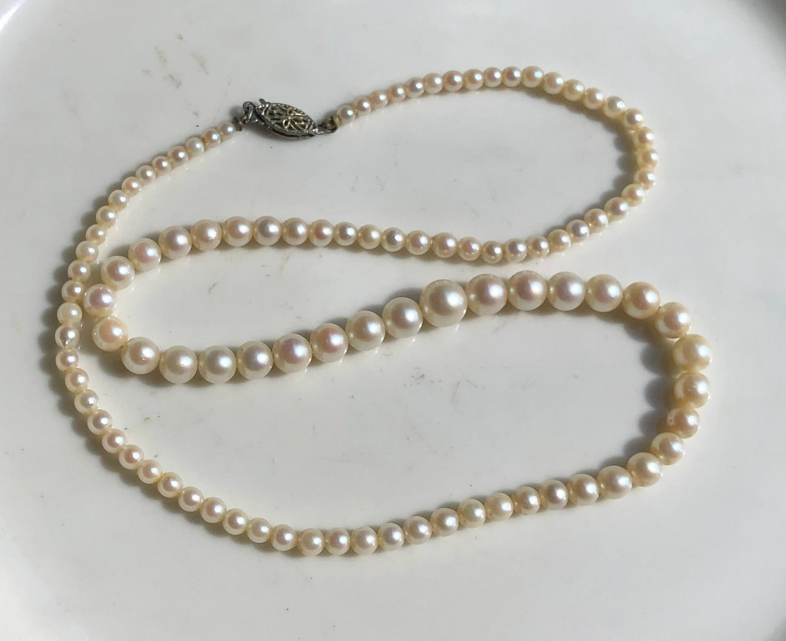 Vintage Pearl Necklace with 10K Clasp (1 of 3)
