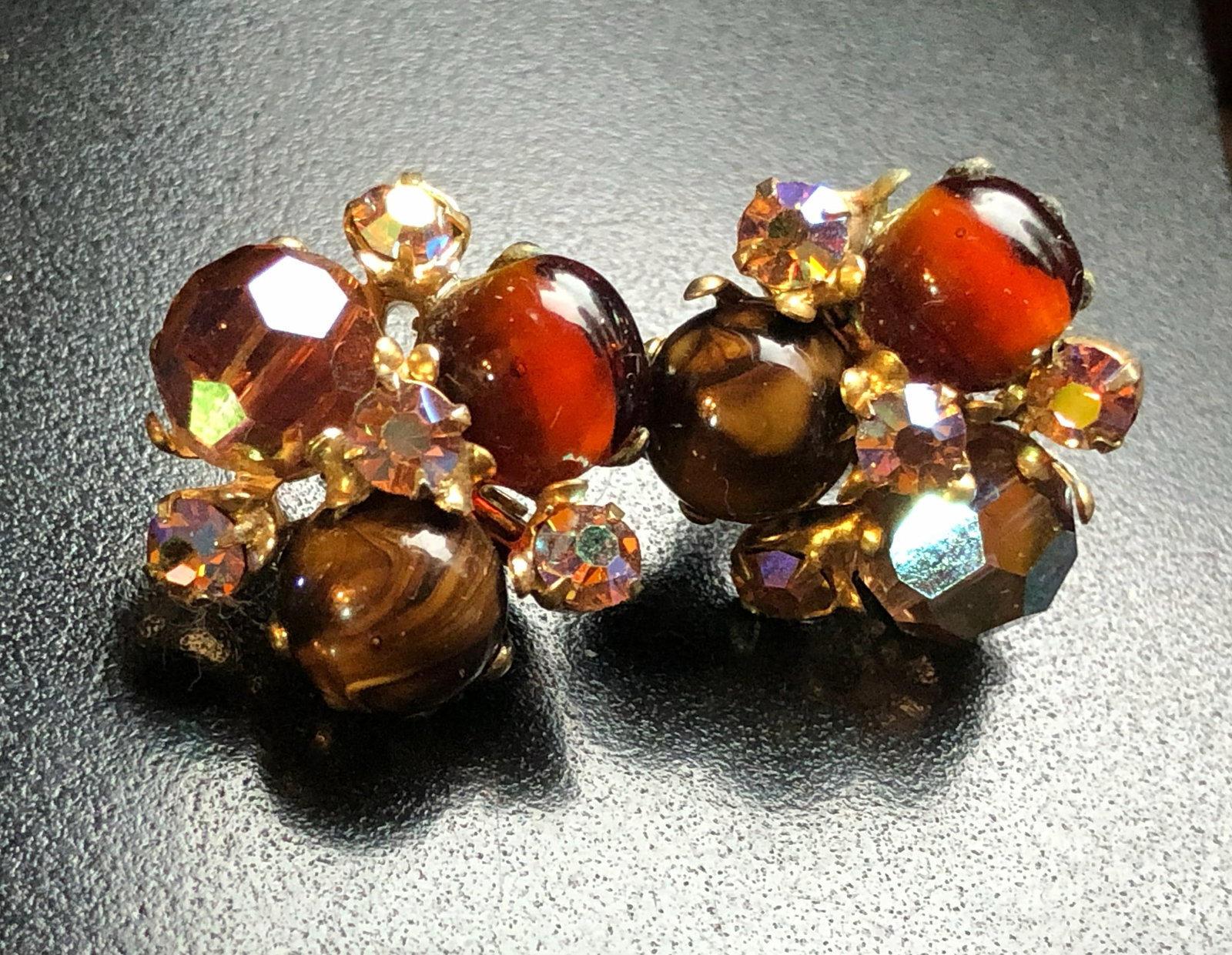 Pair of Earrings: Pair of Earrings