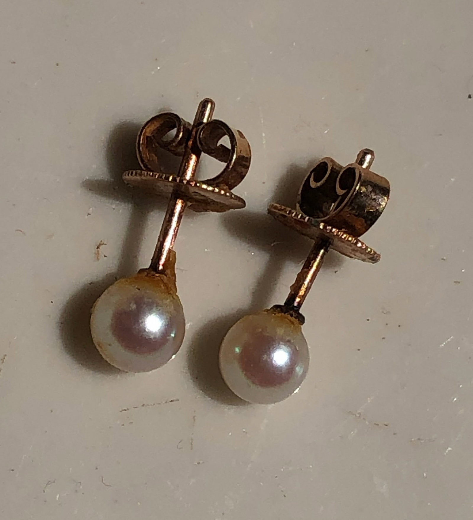 Pair of 14K Gold Pearl Earrings (1 of 5)