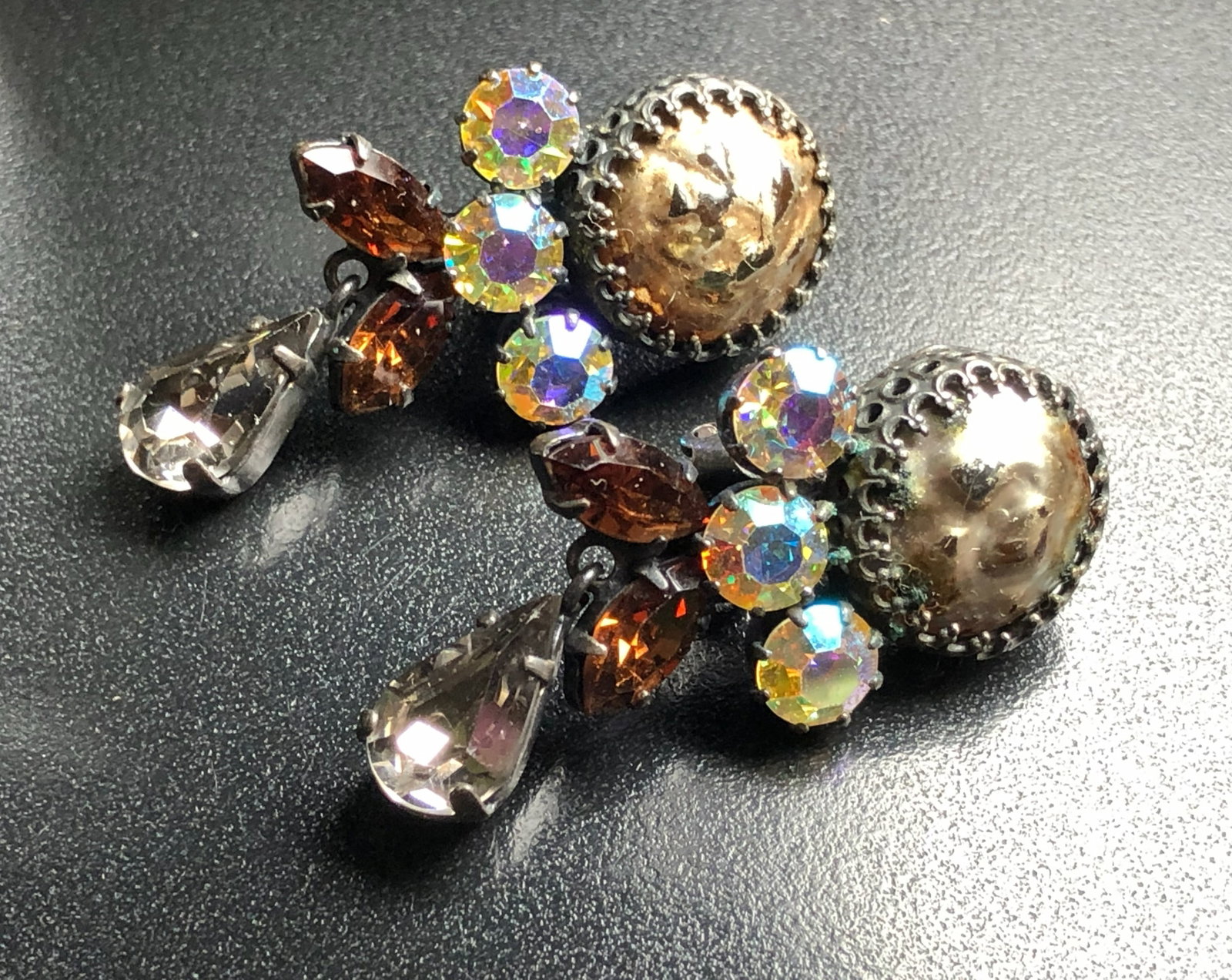 Pair of Earrings: Pair of Earrings