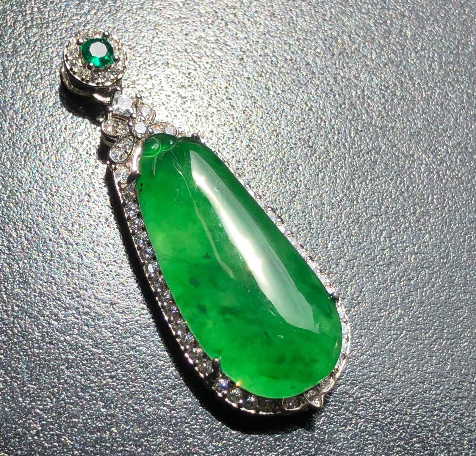 Natural Jadeite Pendant (1 of 4)