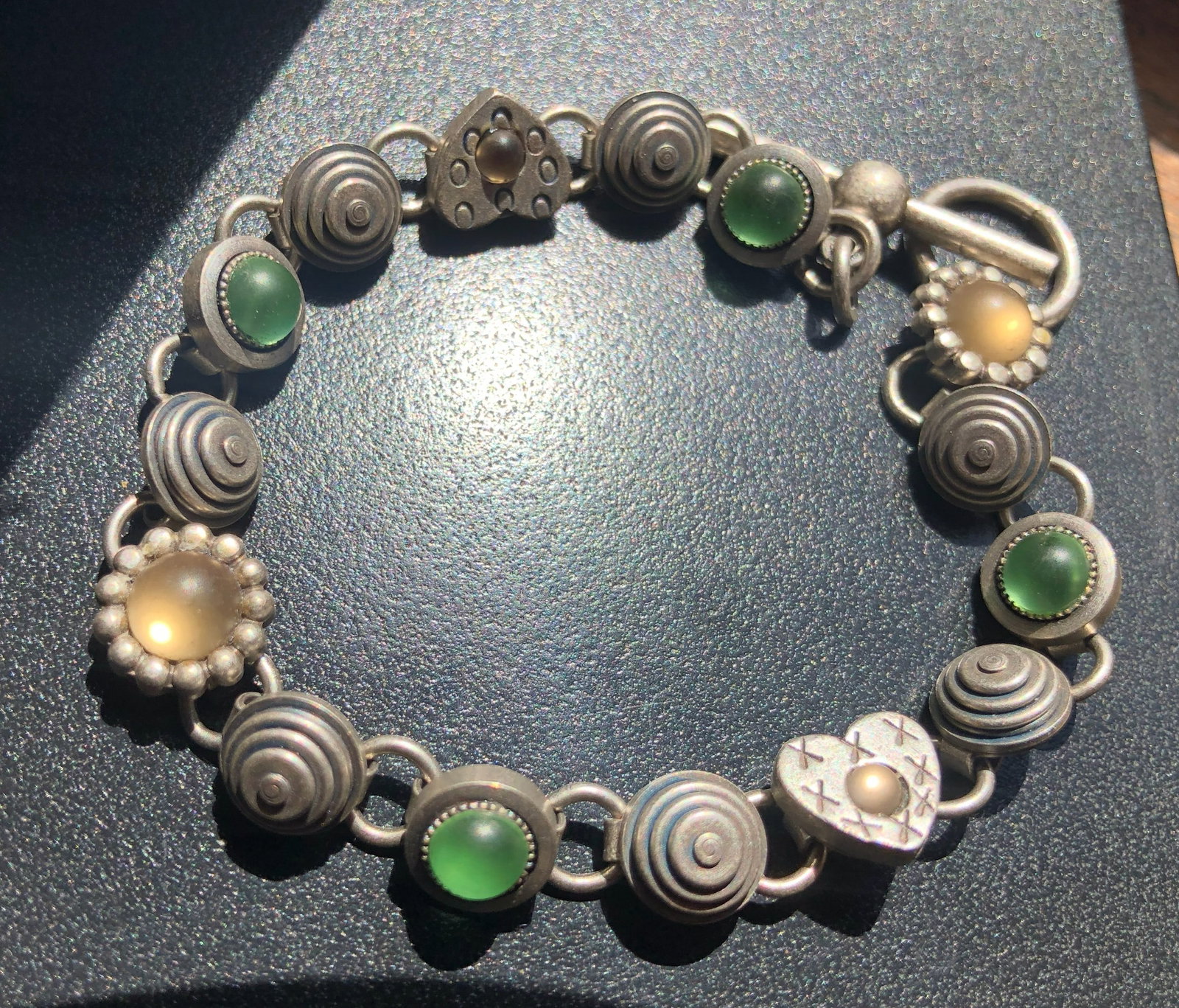Vintage Silver Bracelet: Vintage Silver Bracelet, weight 19.2g