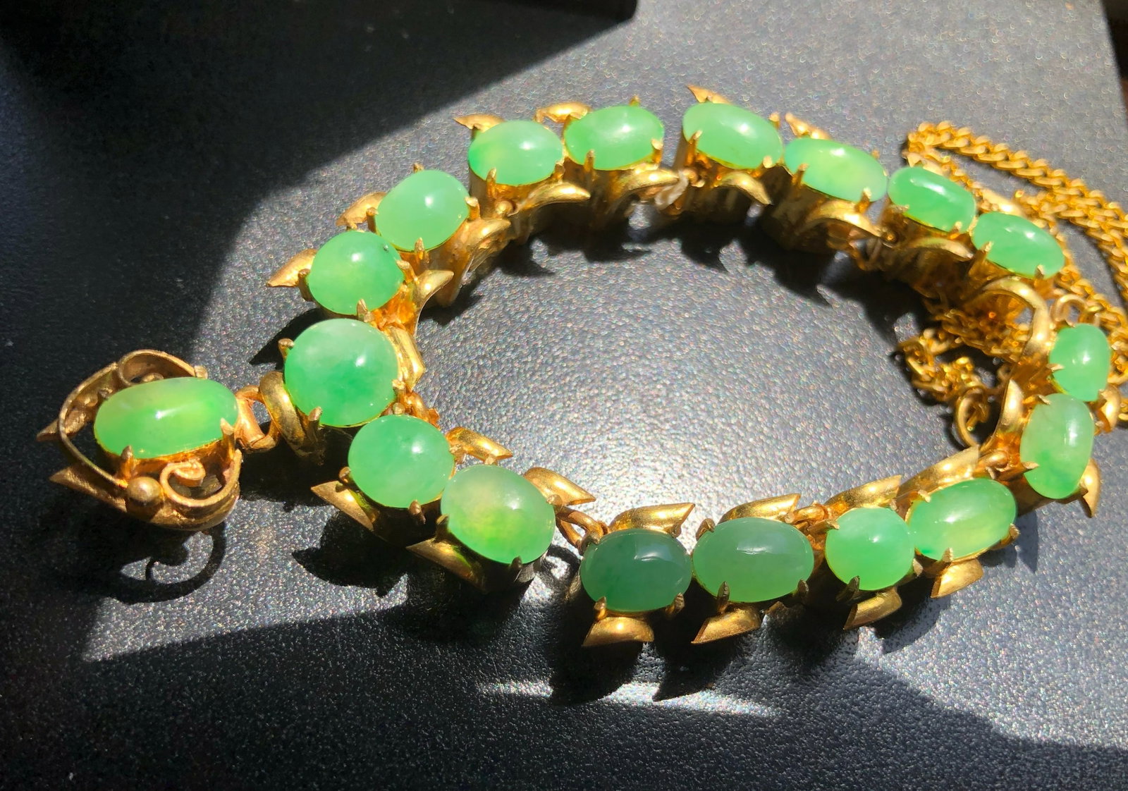 Natural Jadeite Necklace with GIA report (1 of 5)