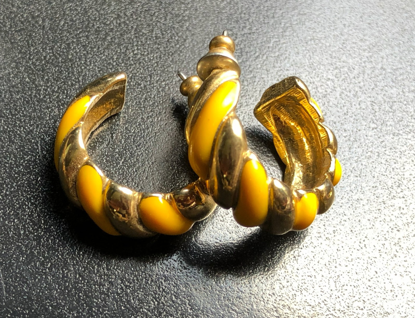 Pair of Earrings: Pair of Earrings