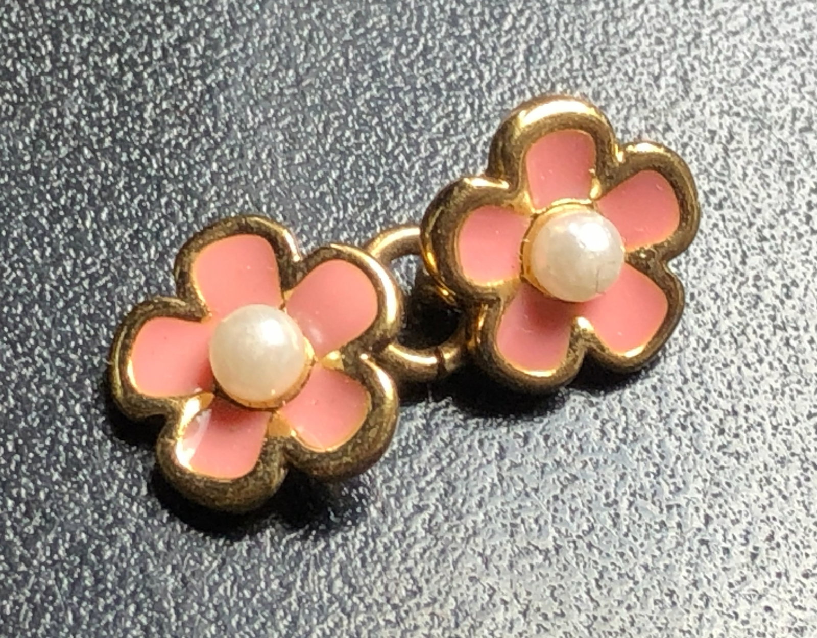 Vintage Pendant: Vintage Pendant