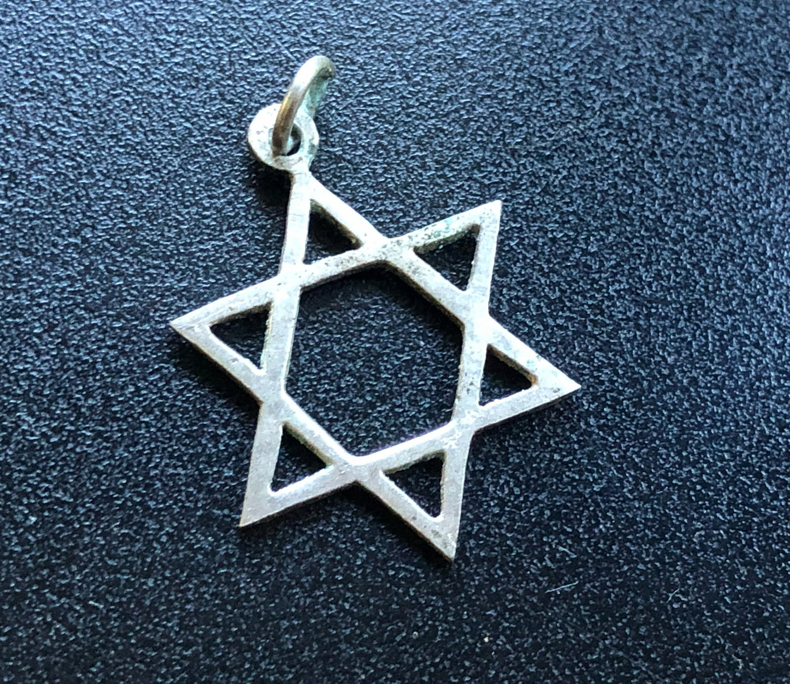 Vintage Silver Pendant: Vintage Silver Pendant