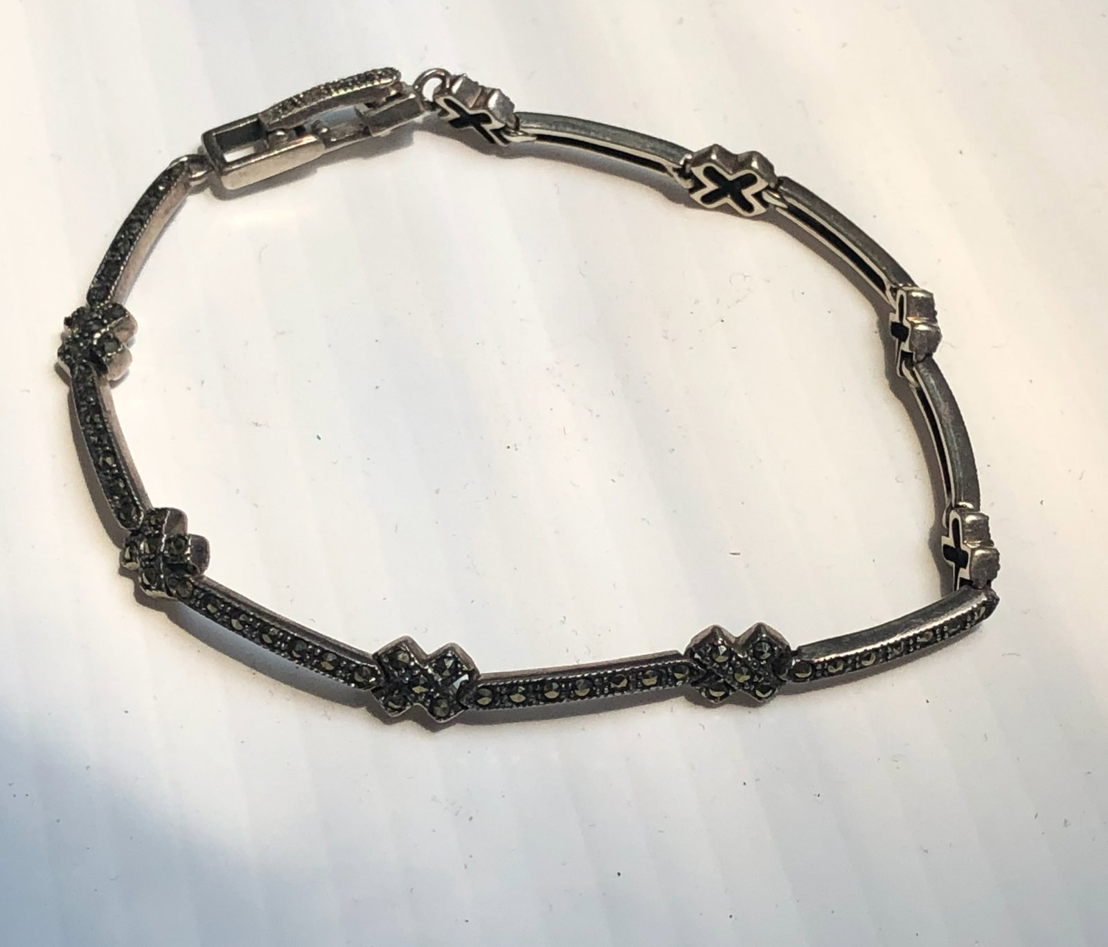 Vintage Silver Bracelet: Vintage Silver Bracelet
