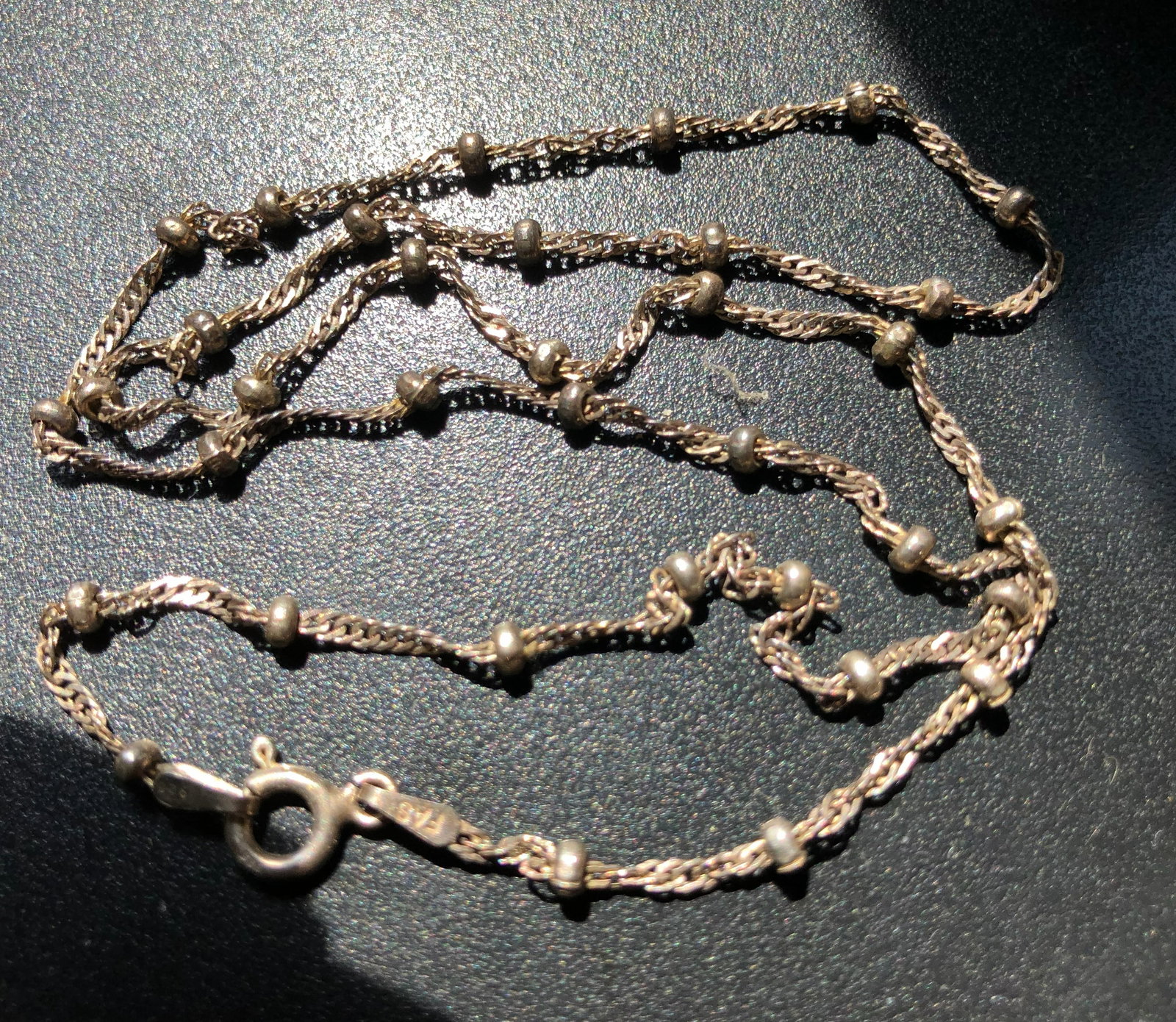 Vintage Silver Necklace: Vintage Silver Necklace