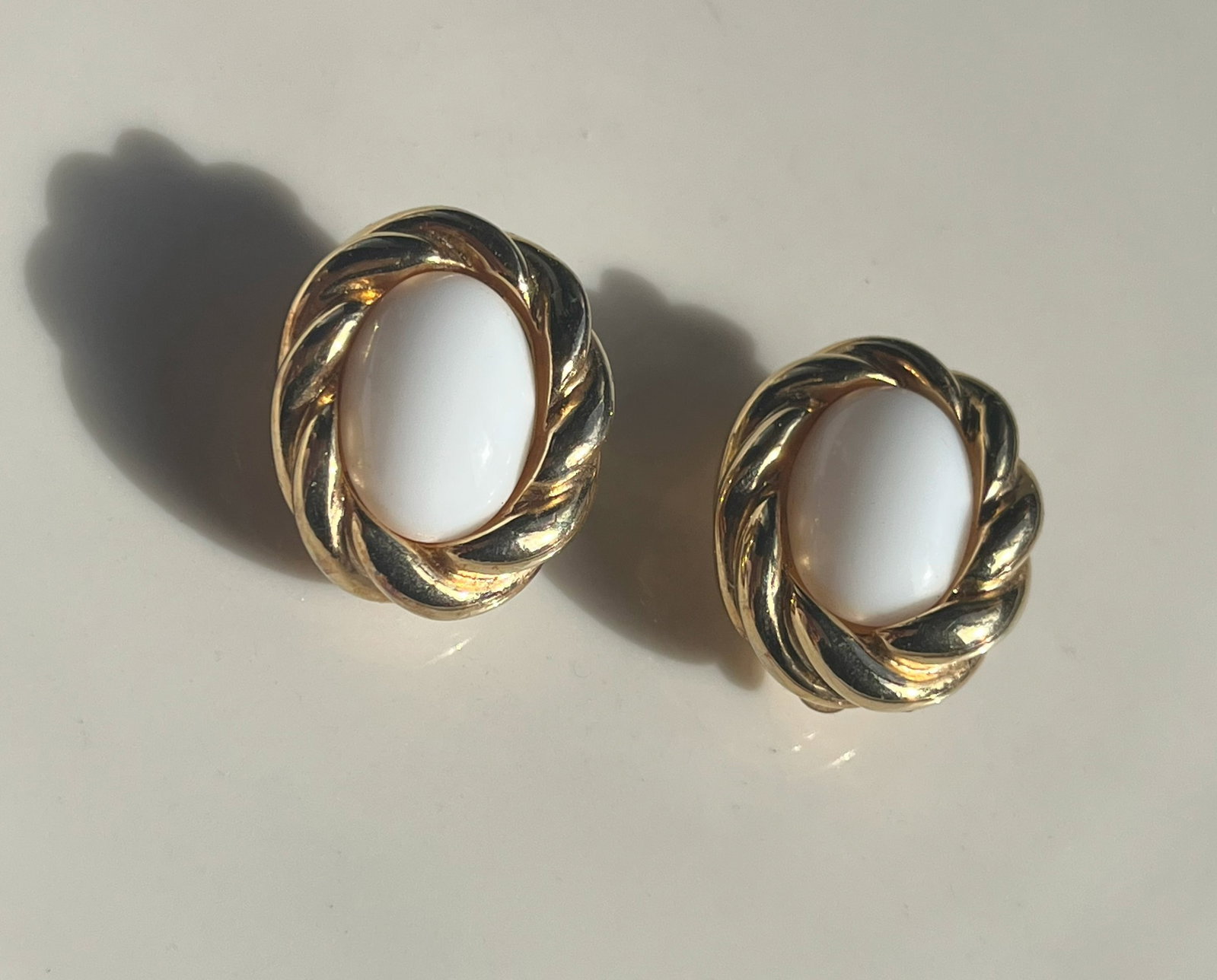 Pair of Earrings: Pair of Earrings