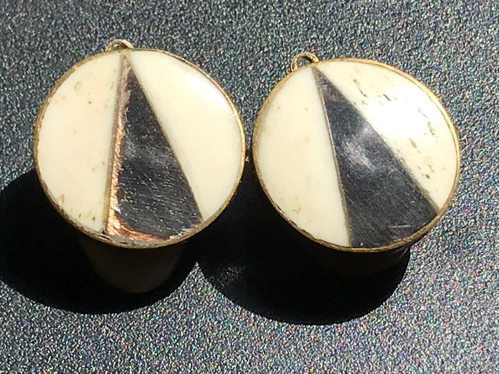 Pair of Earrings: Pair of Earrings