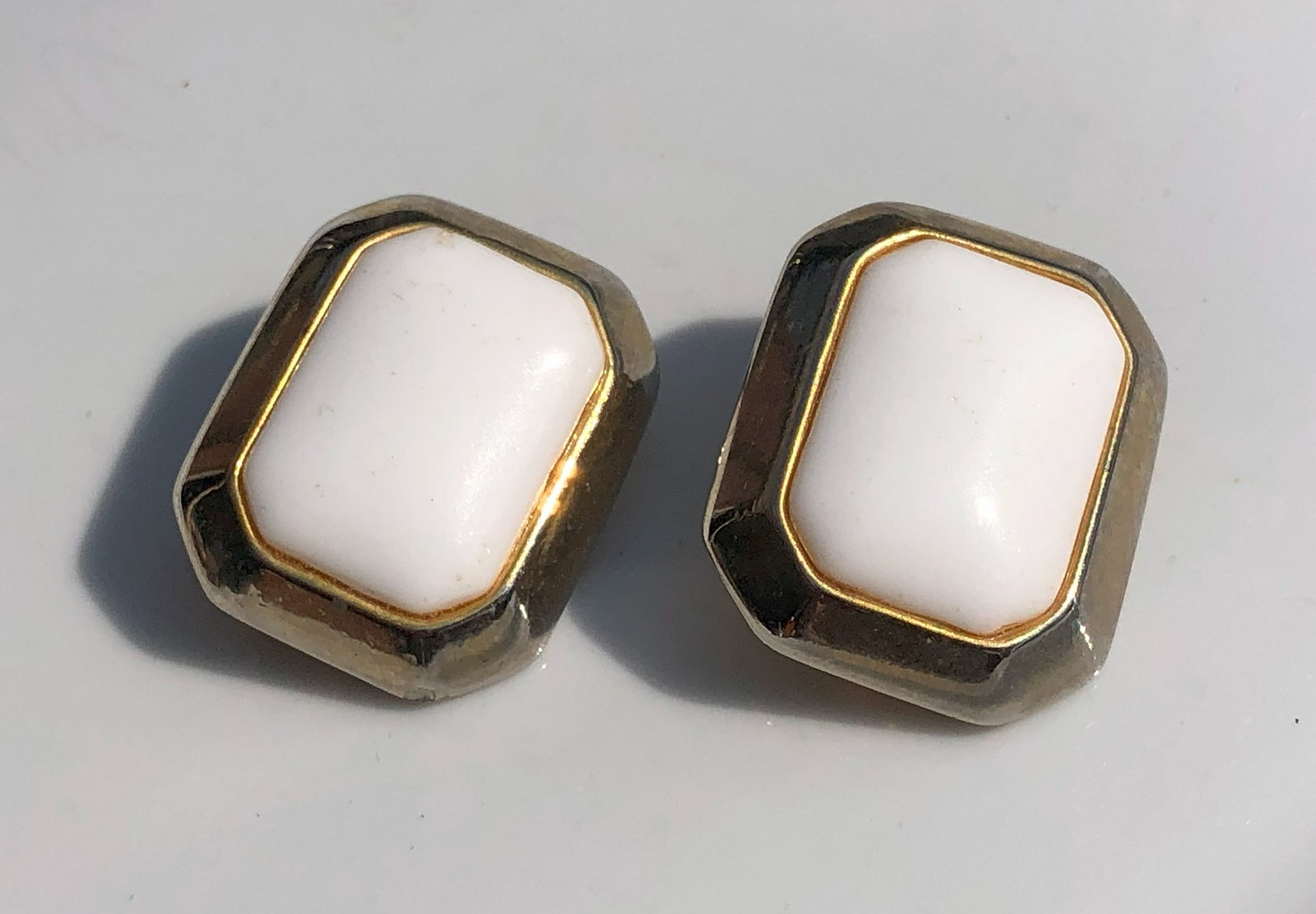 Pair of Earrings: Pair of Earrings