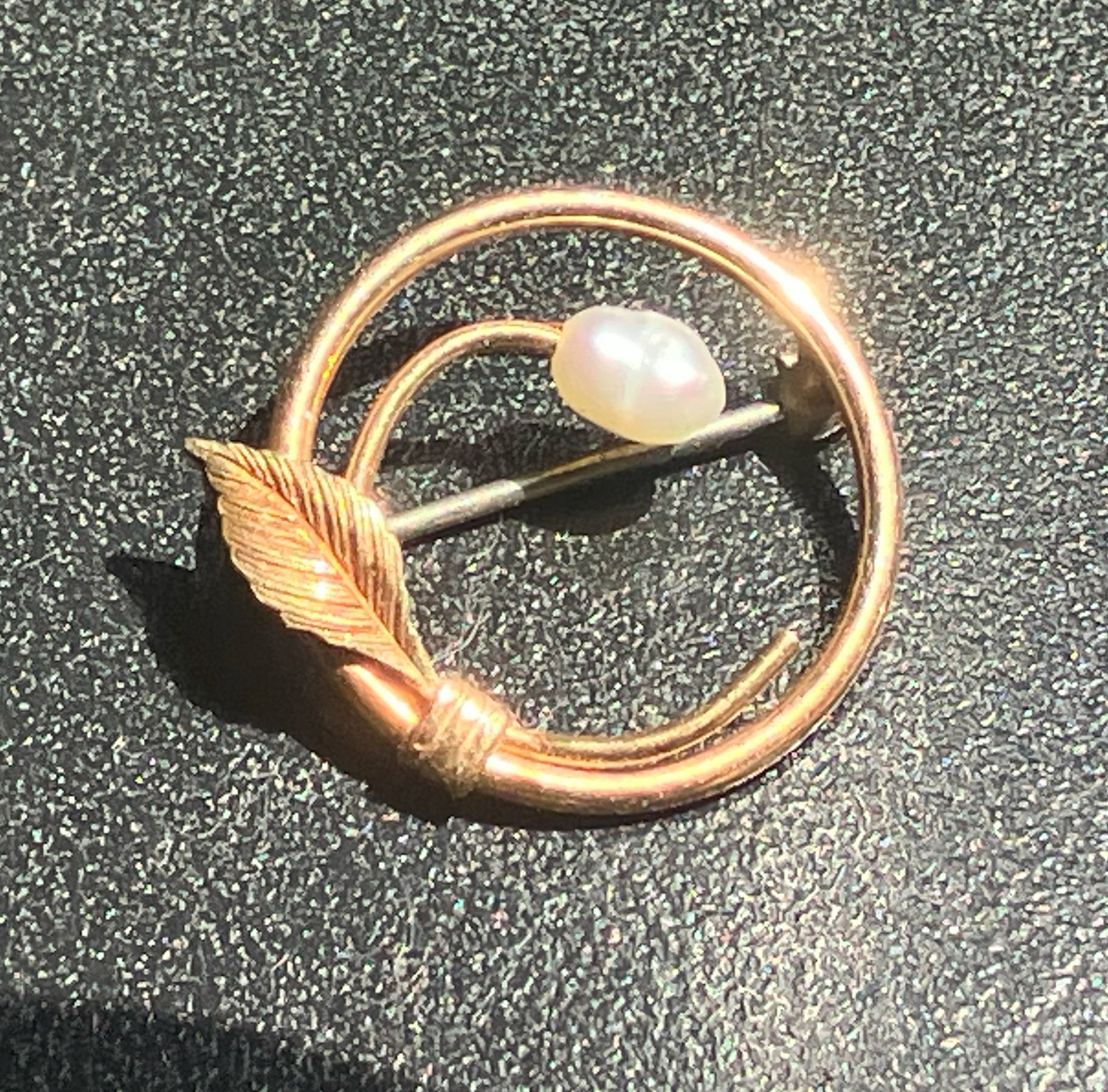 Vintage Gold Filled Brooch Pin: Vintage Gold Filled Brooch Pin