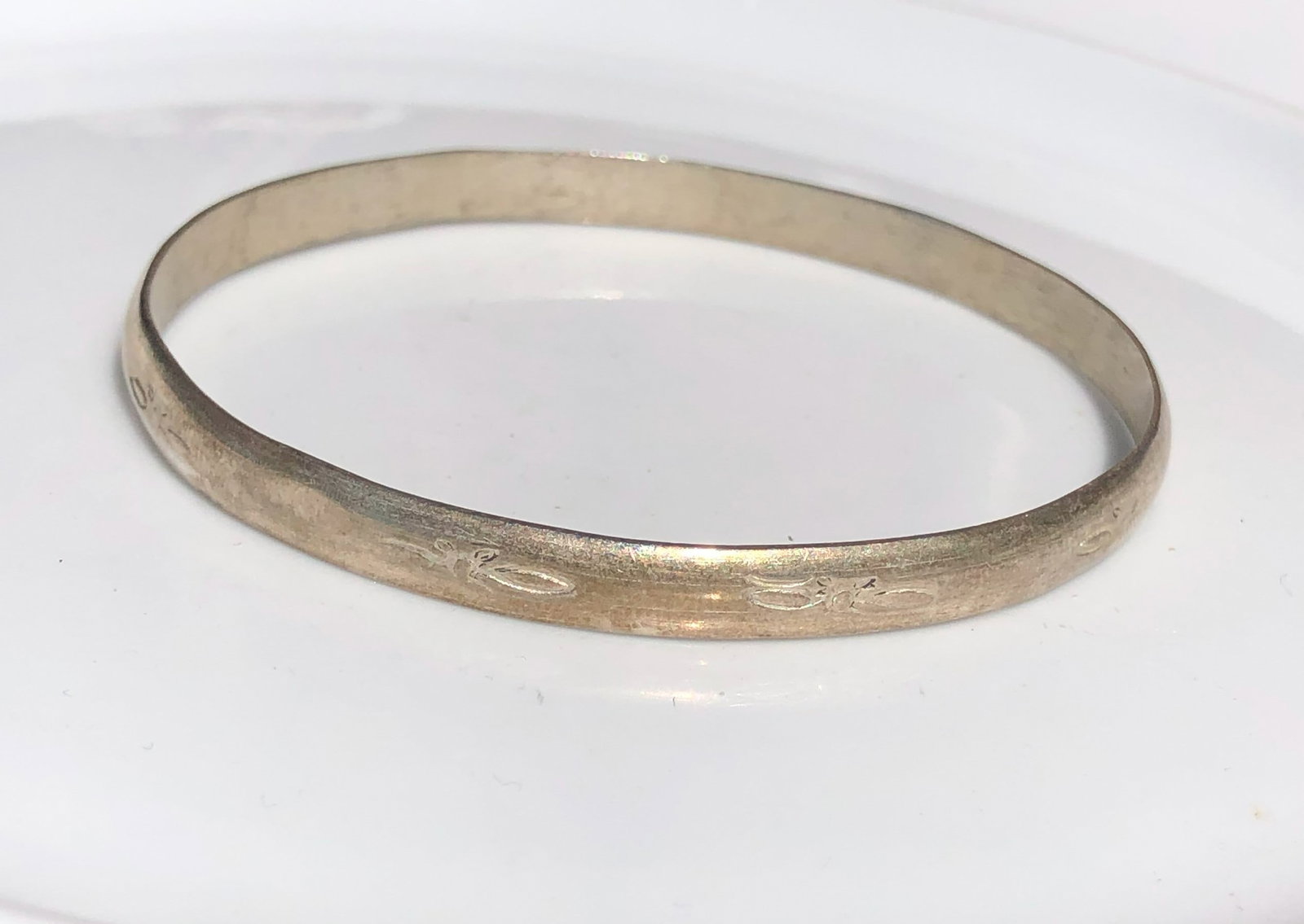 Vintage Silver Bracelet: Vintage Silver Bracelet, weight 15.4g