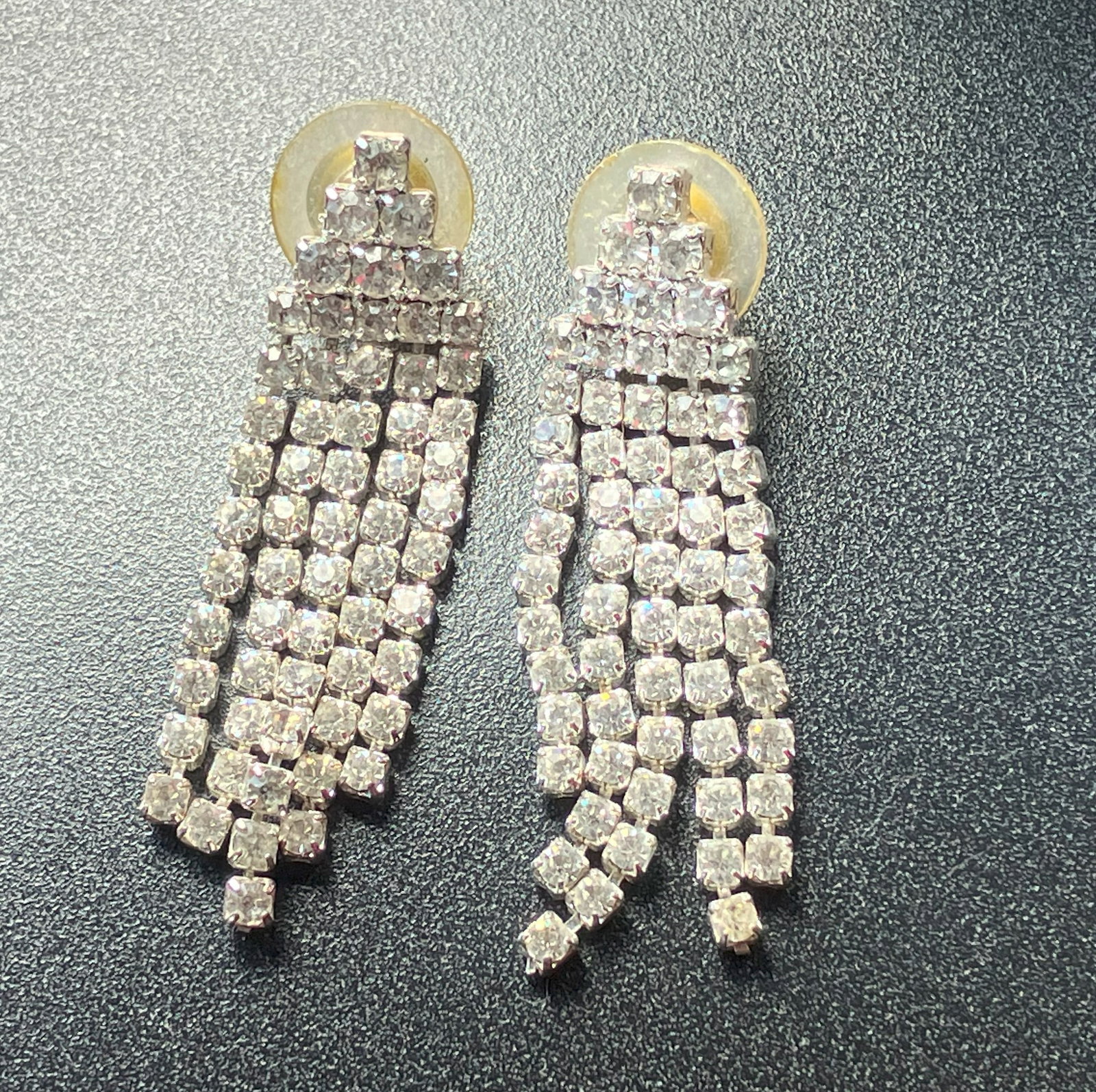 Pair of Earrings: Pair of Earrings