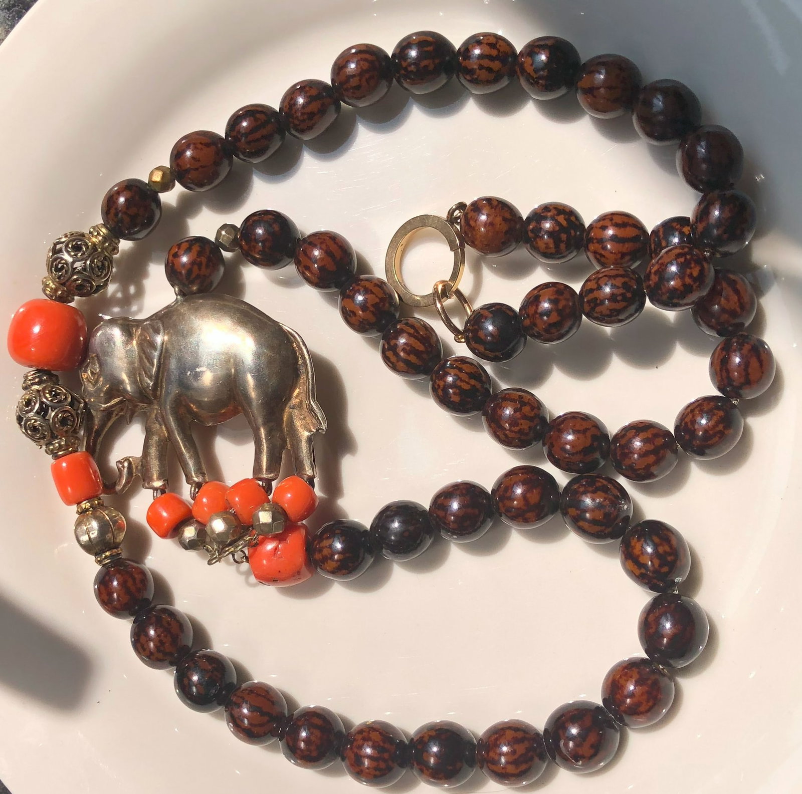 Vintage Coral Beads silver Elephant Necklace (1 of 5)