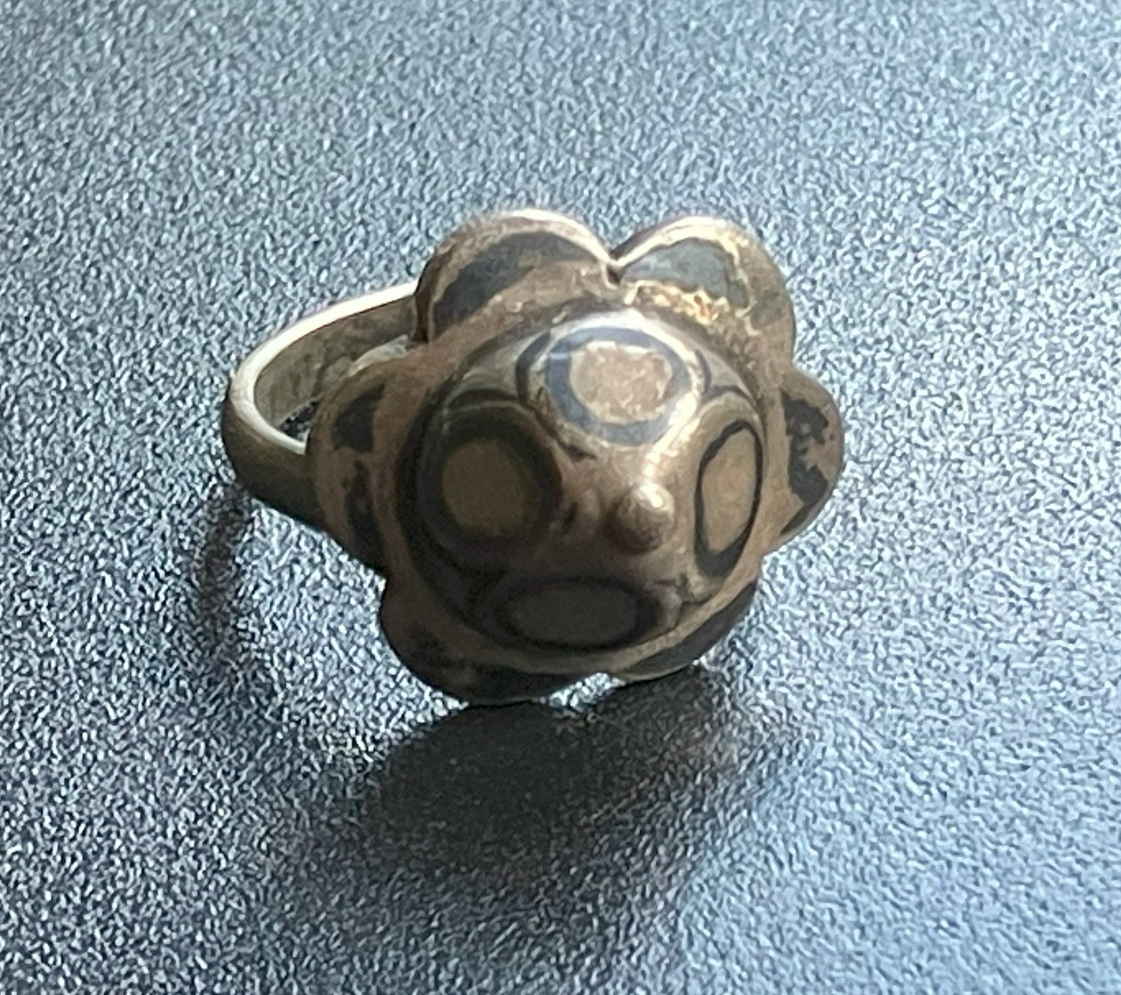 Vintage silver ring: Vintage silver ring, Size , weight 7.4g