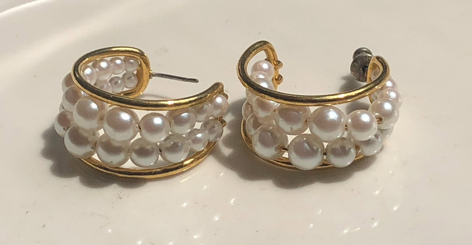 Pair of Gold Filled Earrings: Pair of Gold Filled Earrings