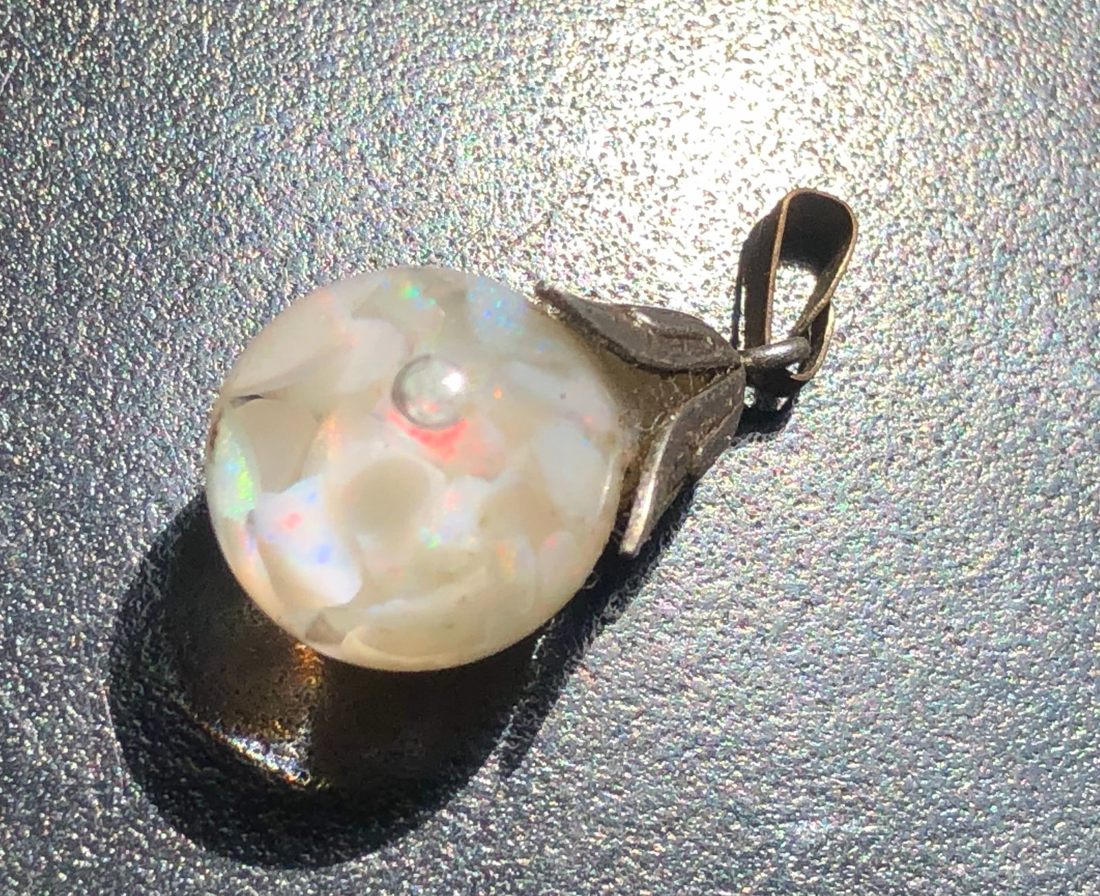 Vintage Silver Pendant: Vintage Silver Pendant