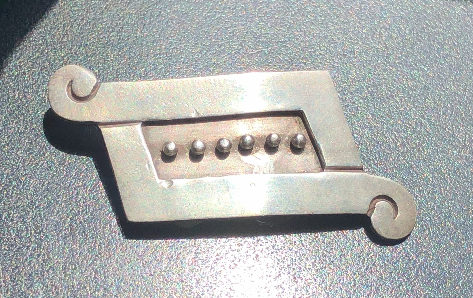 Vintage Silver Brooch Pin: Vintage Silver Brooch Pin, weight 8.8g