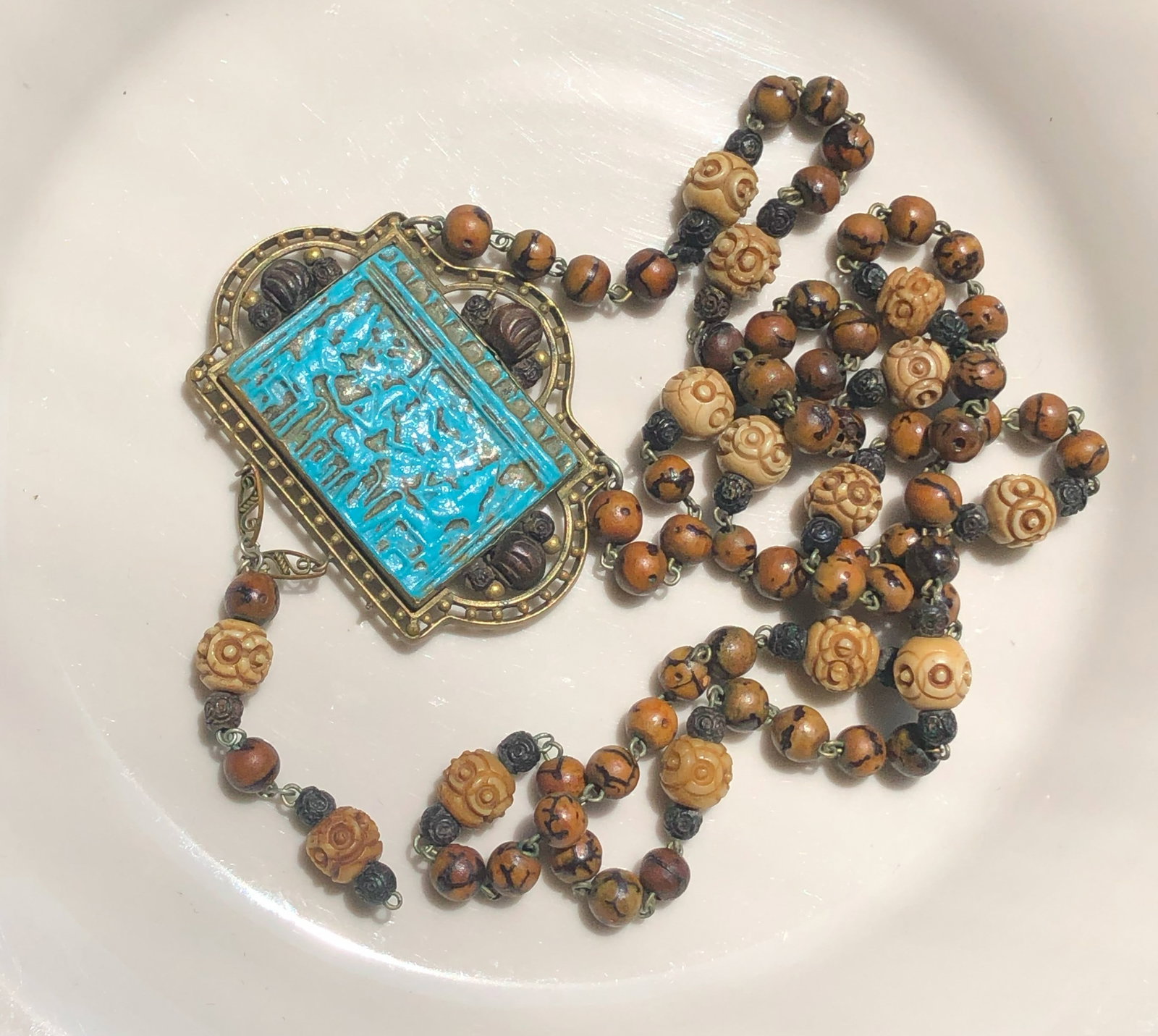 Antique Necklace (1 of 3)