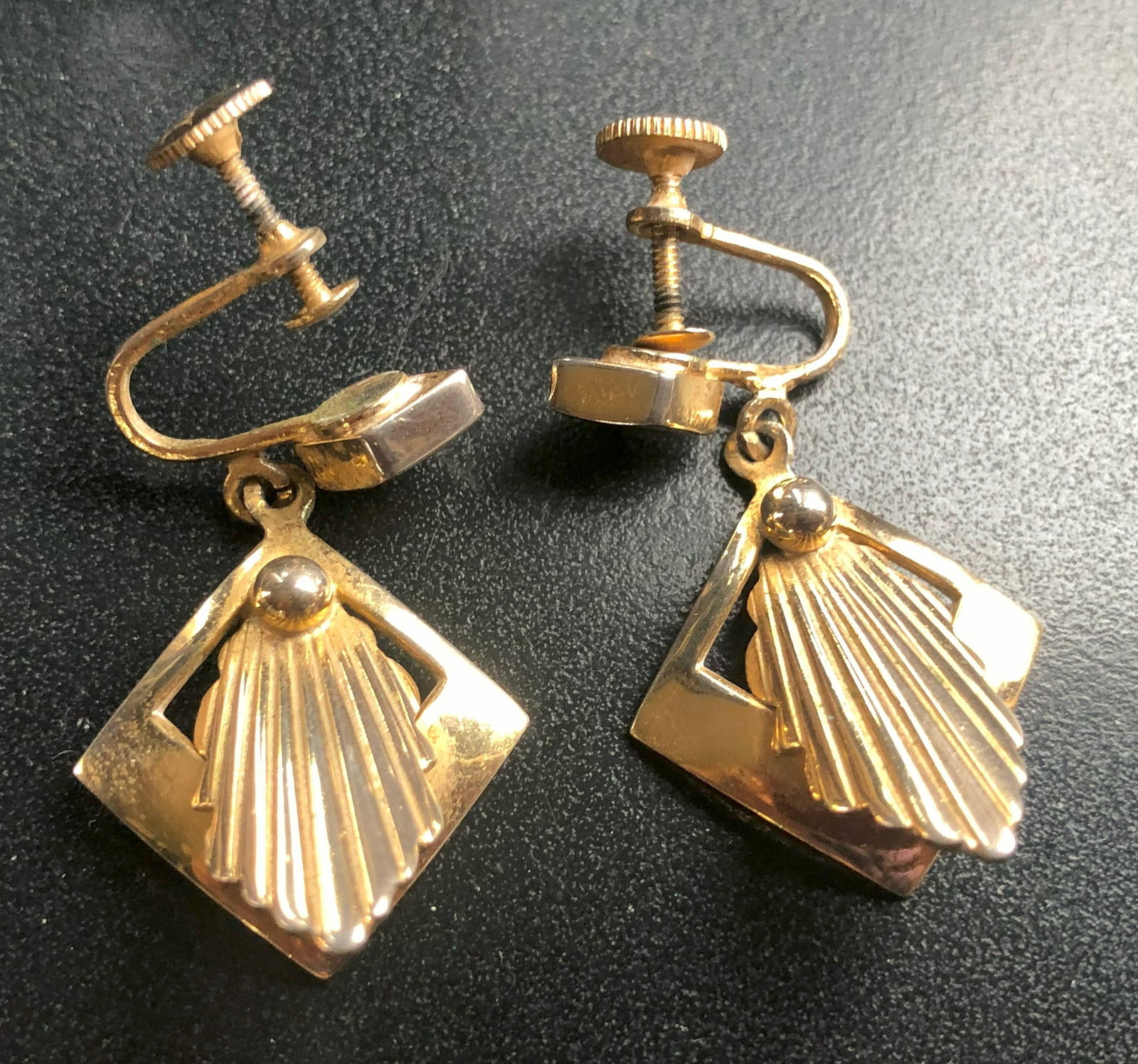 Pair of Earrings: Pair of Earrings