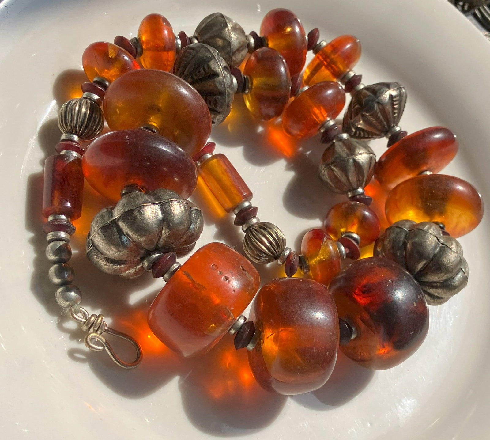 Antique Amber Necklace: Antique Amber Necklace