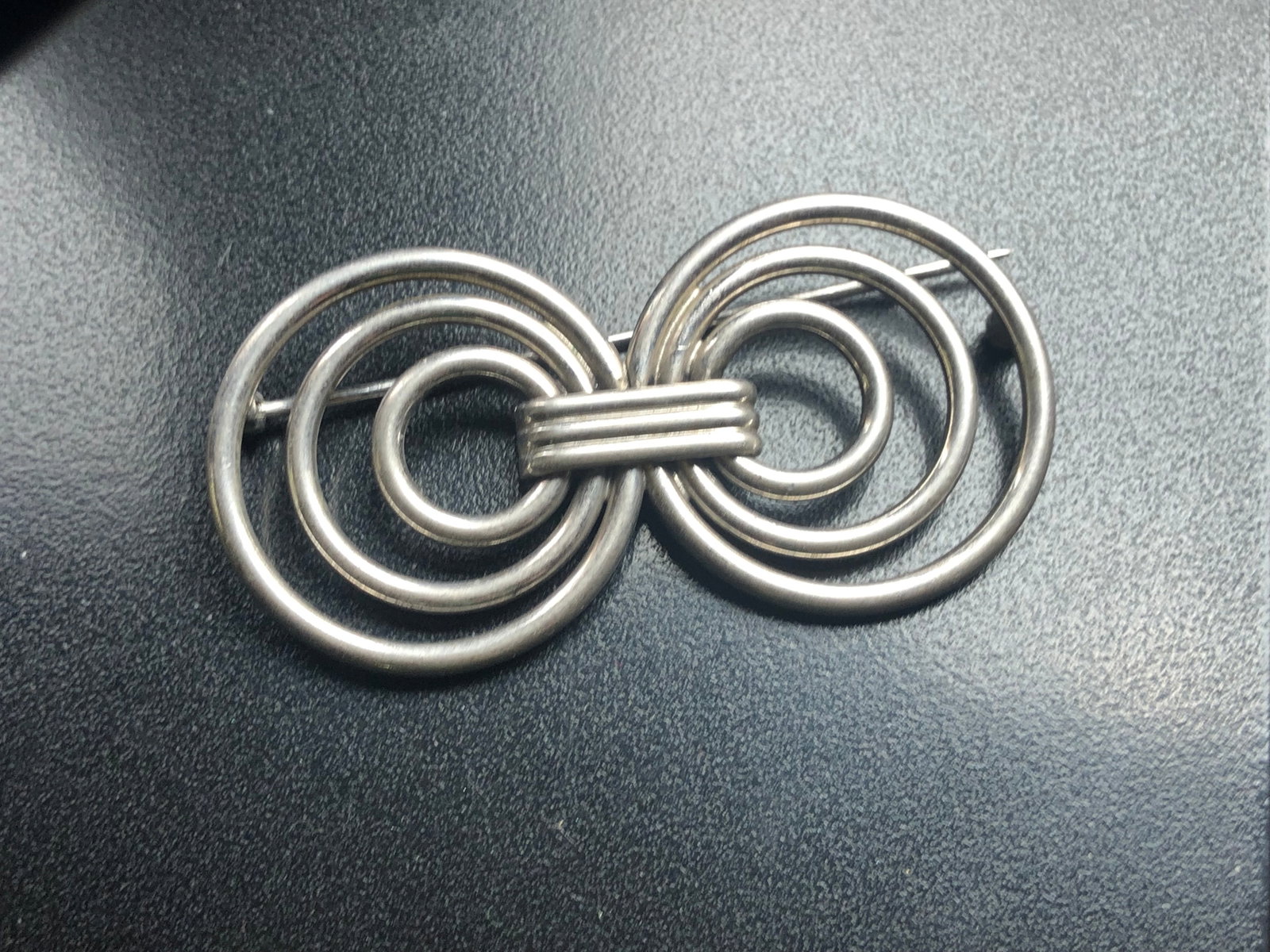 Vintage Silver Brooch Pin: Vintage Silver Brooch Pin, Size: 2"