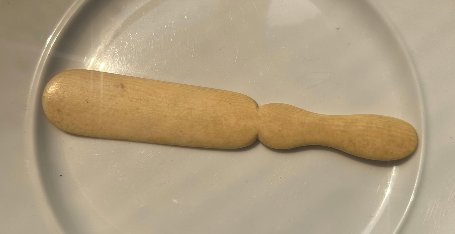 Vintage Carved Shoe Puller, Size: 6.5" (1 of 1)