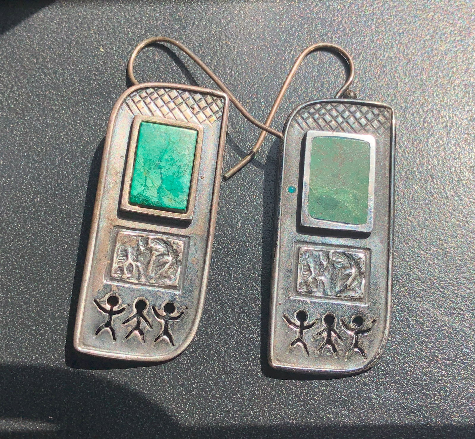 Pair of Silver Earrings: Pair of Silver Earrings